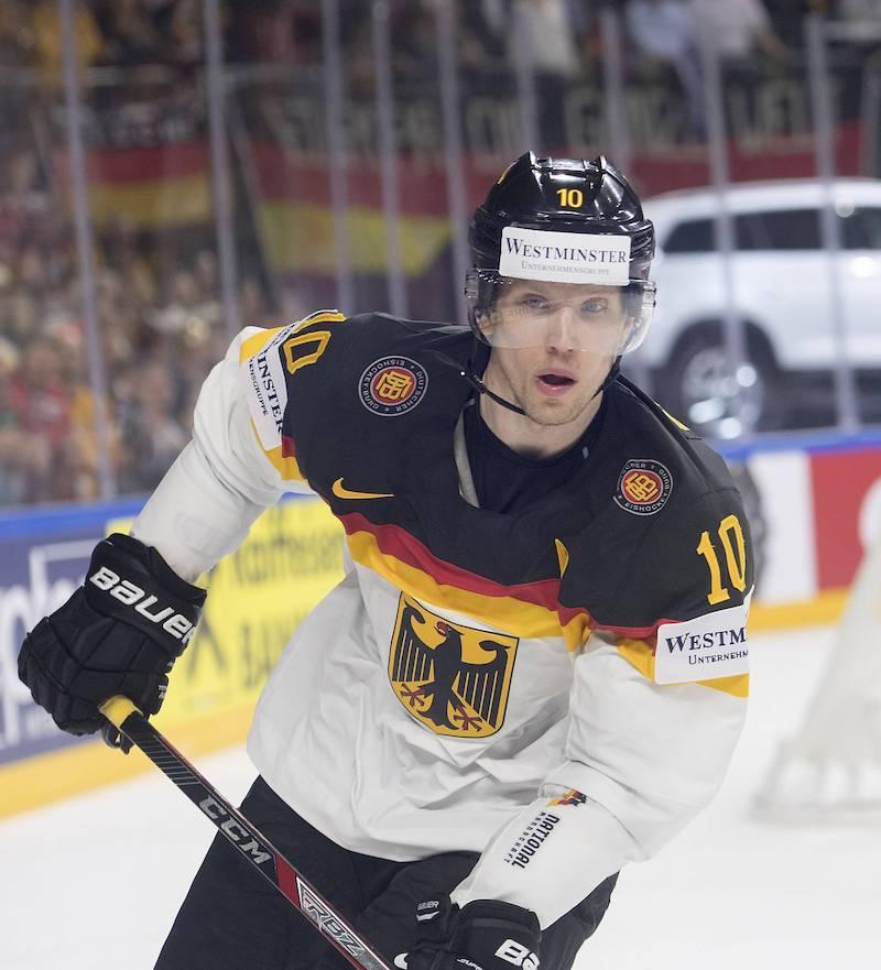 Chtistian Ehrhoff während einem Spiel der Nationalmannschaft.