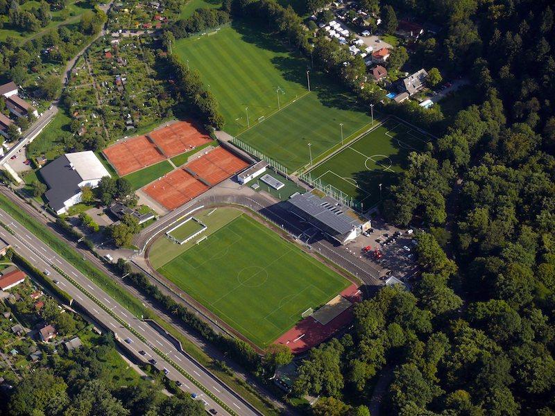 Luftaufnahme des Stadions am Bergmattenhof.
