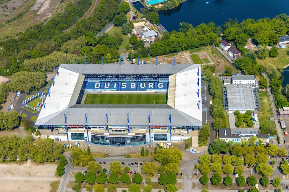 Luftaufnahme der Schauinsland-Reisen-Arena in Duisburg.