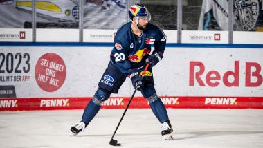EHC Red Bull München - Pinguins Bremerhaven (Highlights)
